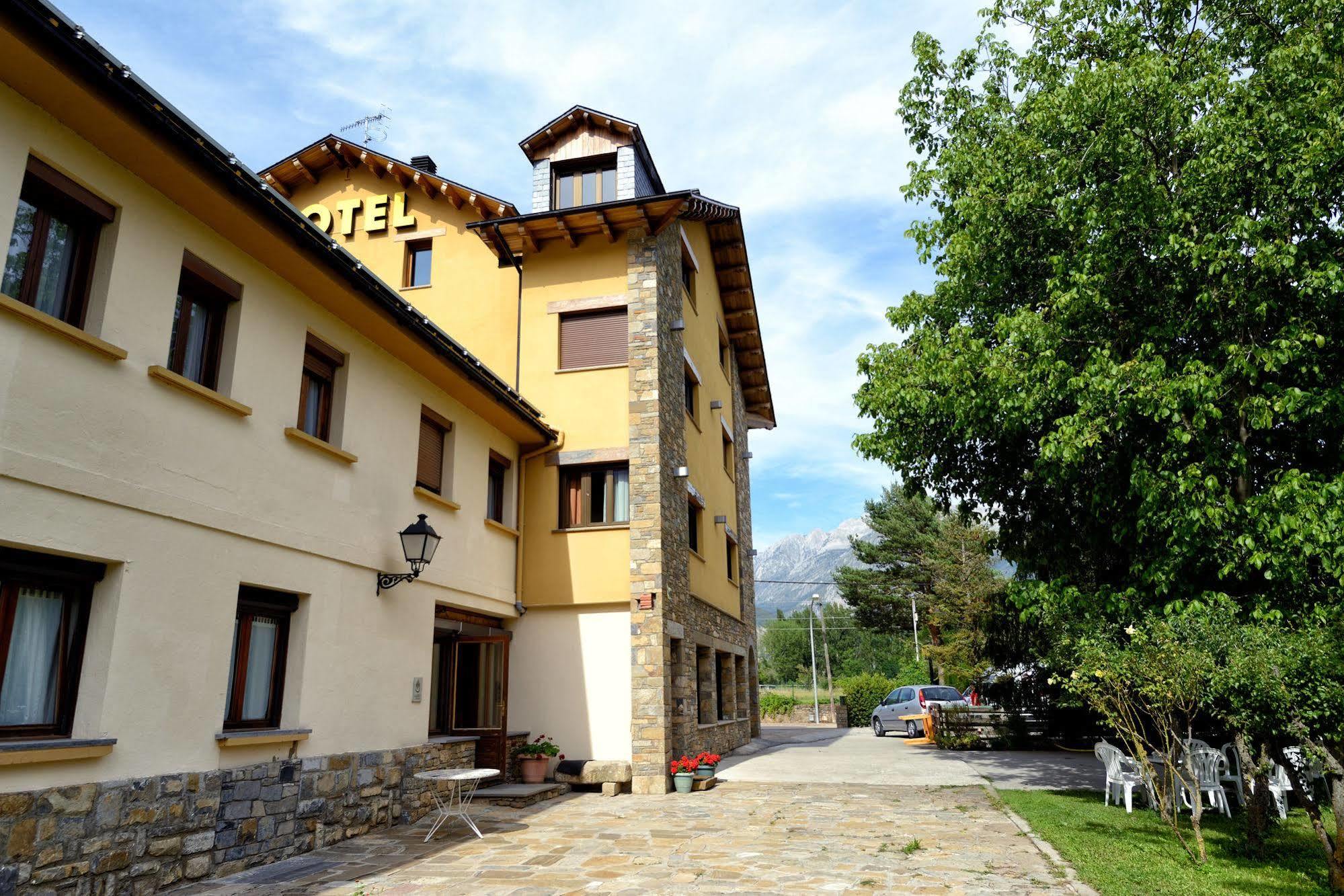 Hotel Los Nogales Campo  Exterior foto